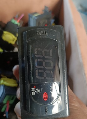 CAREL卡乐RKQH1E0548从制冷设备上拆下来0548