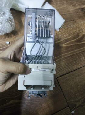 上继RXMS1-RK216 066-AD  ---24  R