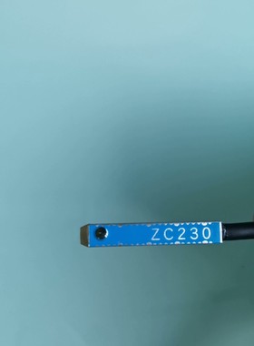 小金井磁性开关ZC230,未使用,蓝色外壳,型号清晰可见