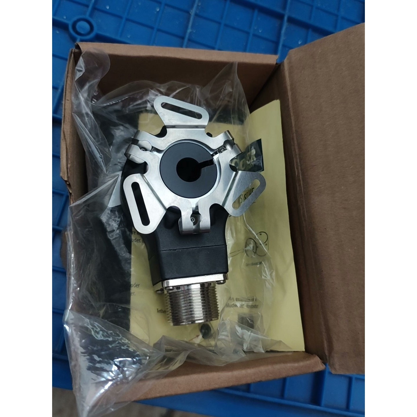 三垦变频器SPF-5.5K-A  VM05系列5.5KW原装