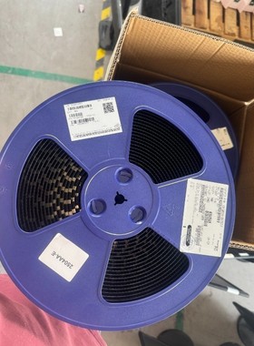 出4049个安费诺10130618-067R2LF电子-连接