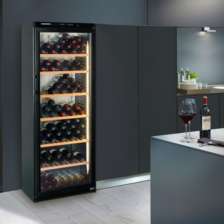 利勃海尔嵌入式双开门冰箱