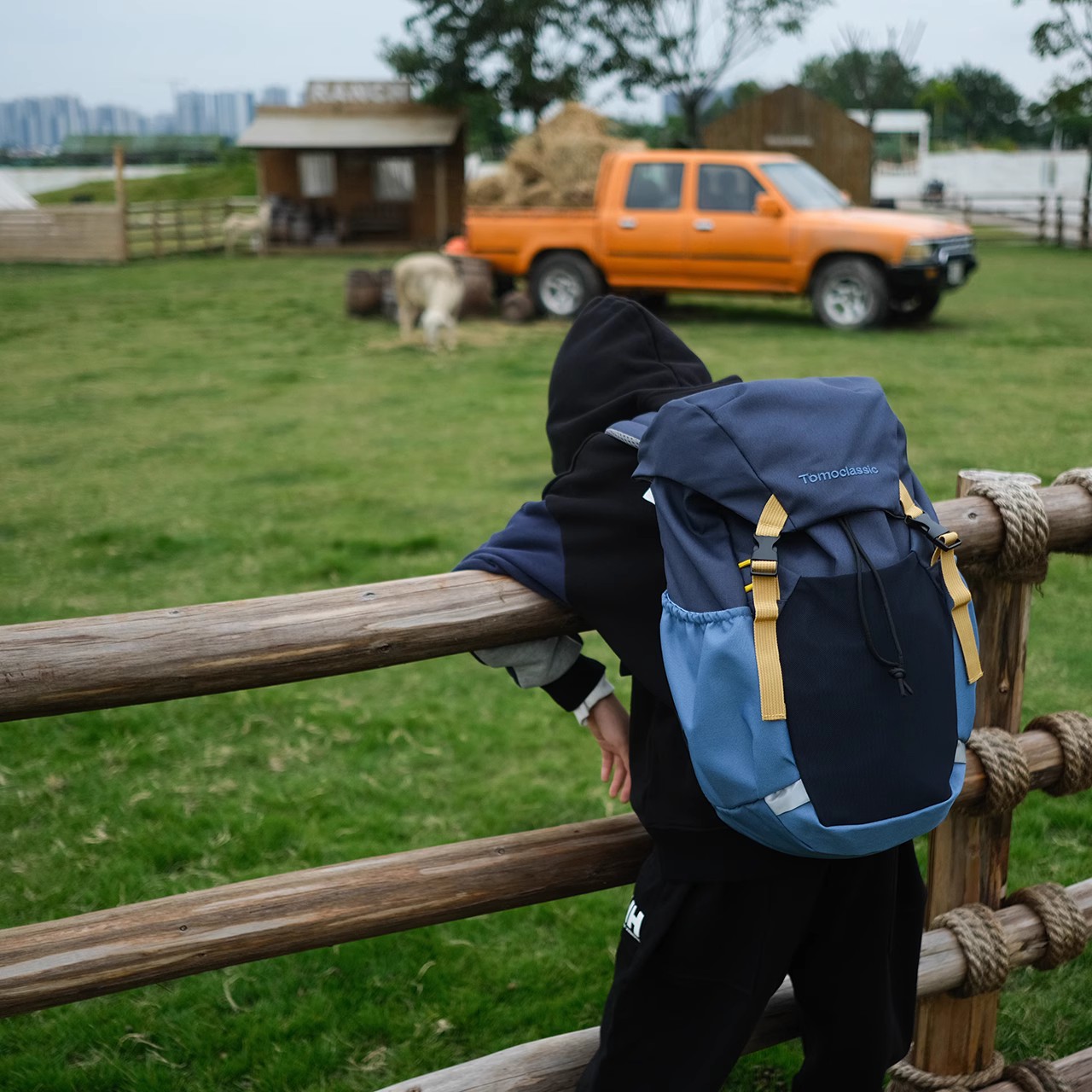 Tomokids儿童轻便型户外露营登山双肩背包