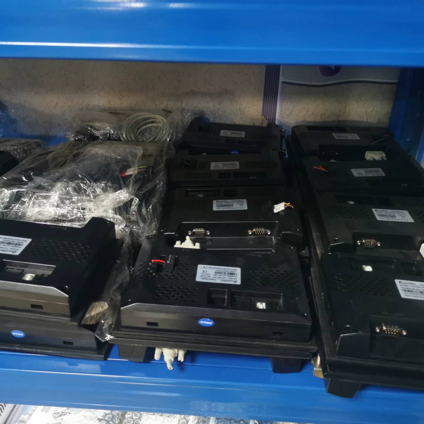 可维修信捷触摸屏型号TG765S-XT有30台,TG765S-M议价
