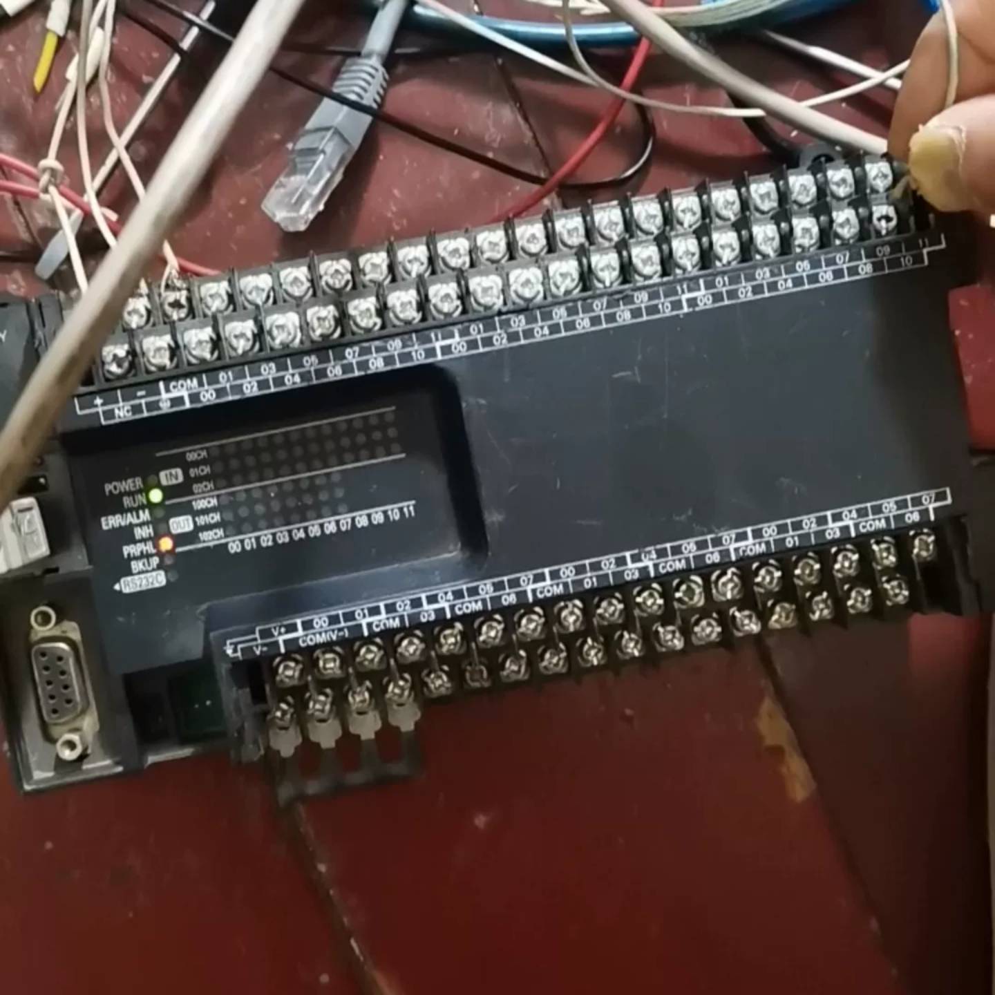 可维修殴姆龙cp1E-N60SDT-DV1.3)，功能正常外壳有议价