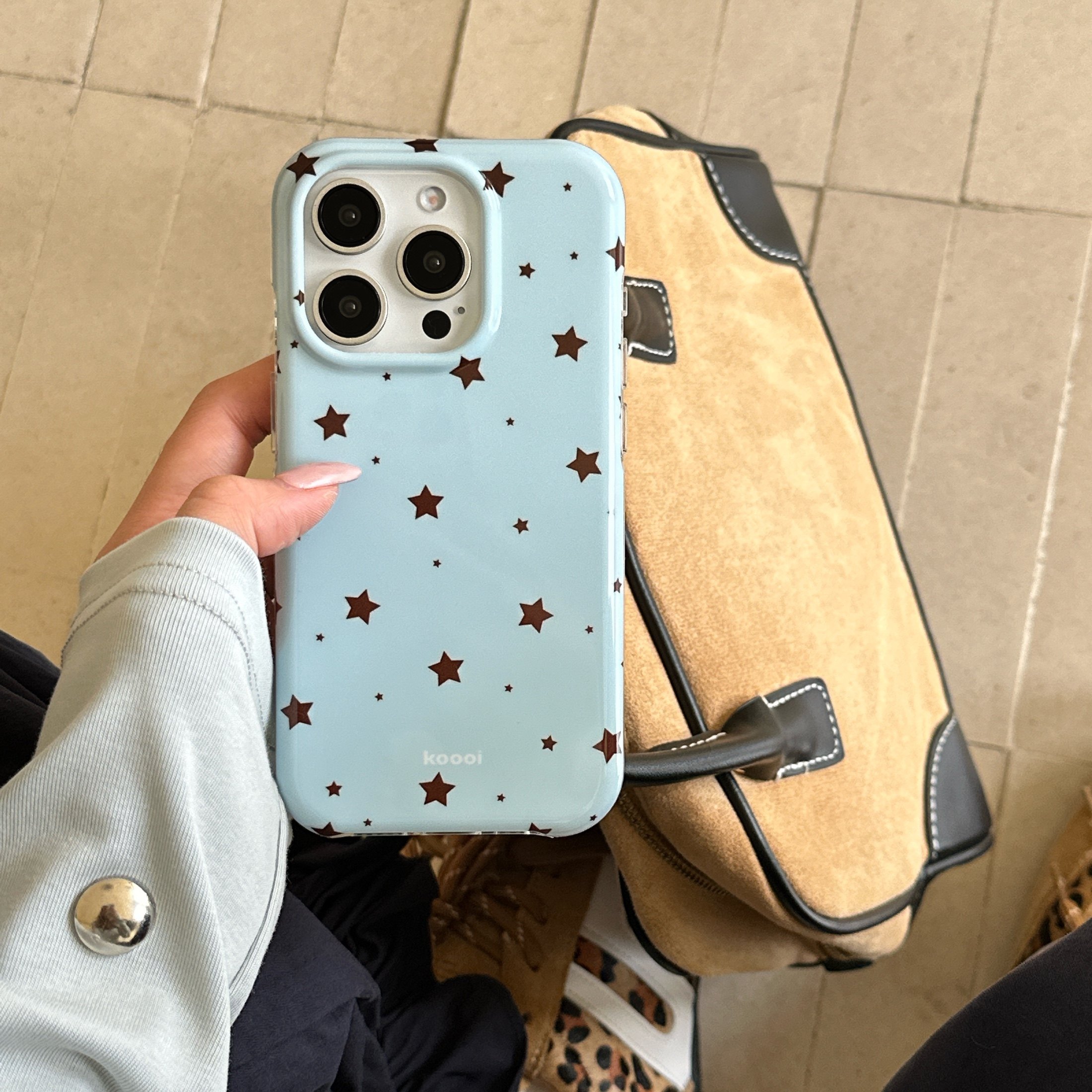早秋ins小众氛围感简约奶呼呼五角星星粉蓝棕17promax适用iphone16双层圆边15手机壳苹果14防摔硬壳情侣款