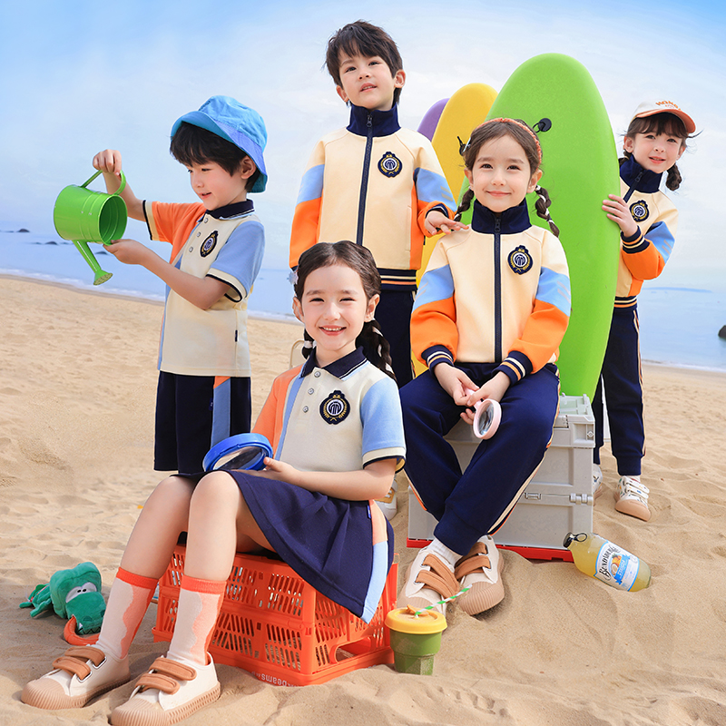 玩酷熊中小学生校服套团购优惠