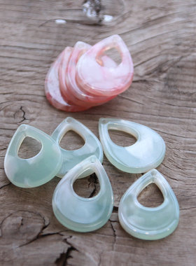 醋酸板水滴吊坠 18*26mm粉色绿色镂空轻饰品材料 耳饰发簪diy手作