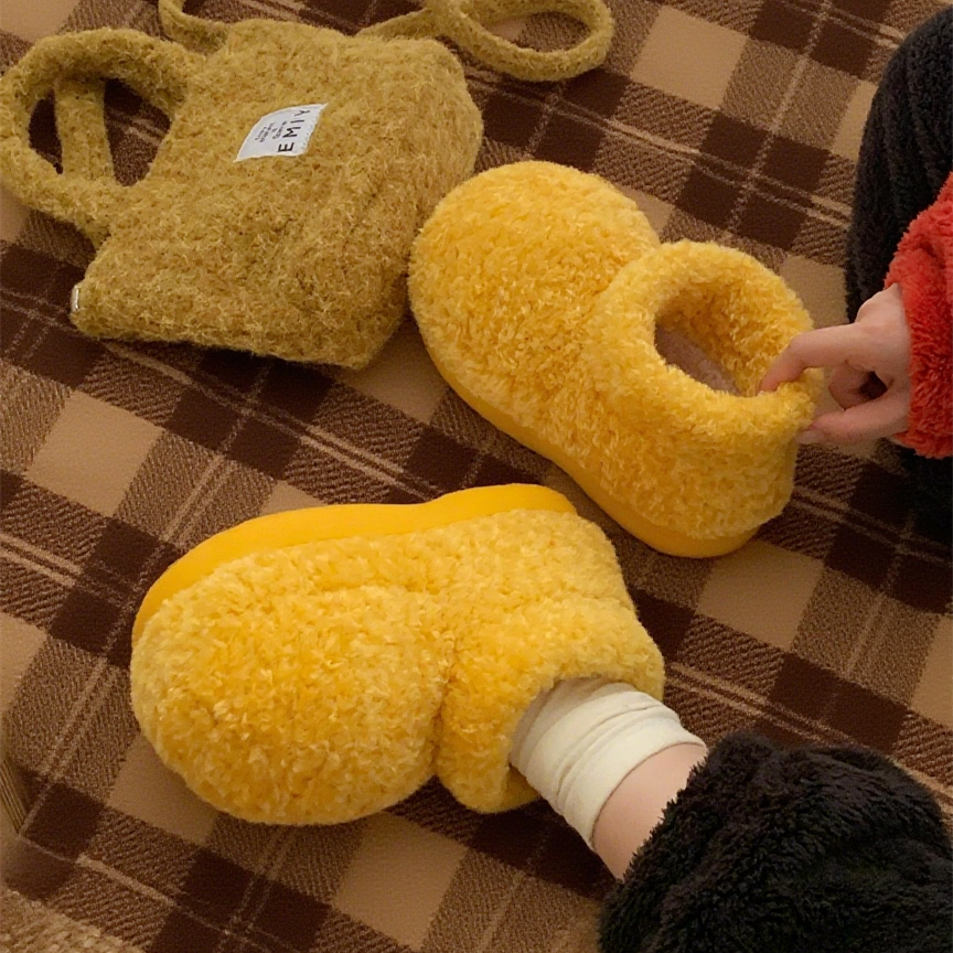 时尚毛毛靴子女可爱大头保暖防滑