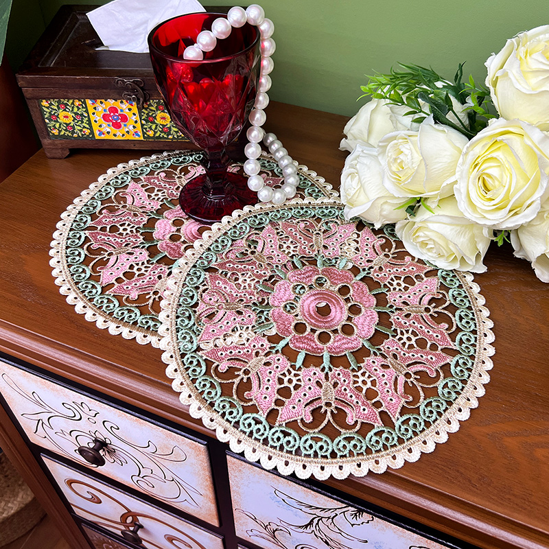 【买一发二】复古镂空绣花装饰垫蝴蝶绣花餐垫杯垫花瓶餐盘垫子