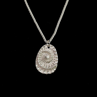 Vintage古着 Snail fossil texture项链