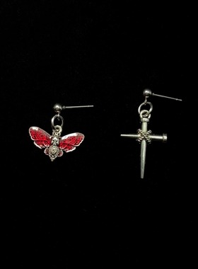 Vintage古着 Moth skeleton耳饰