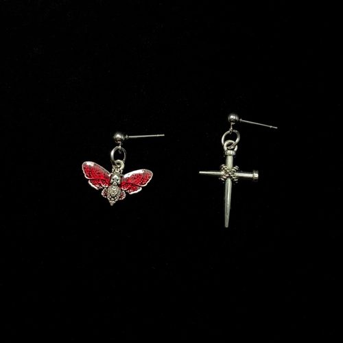 Vintage古着 Moth skeleton耳饰