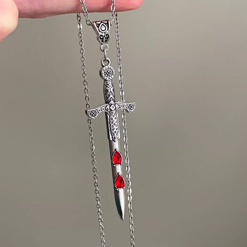 Vintage古着 Red zircon sword项链