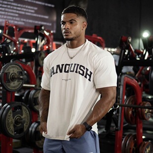 现货新款VANQUISH VARSITY字母运动休闲棉质弹性圆领宽松短袖F2