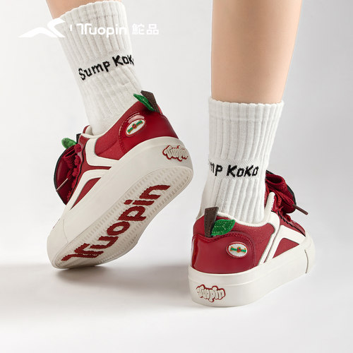 鮀品苹果鞋明星同款痛鞋2025秋冬新款小众红色鞋子女百搭厚底板鞋