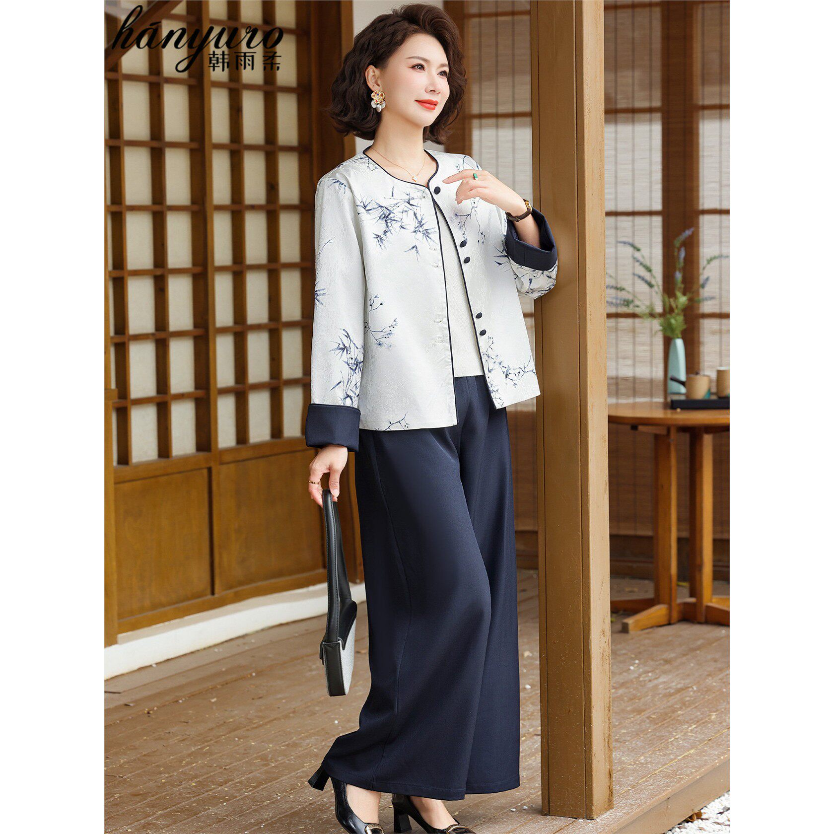 大气端庄妈妈衣服新中式春装外套洋气2026新款中老年女春秋两件套