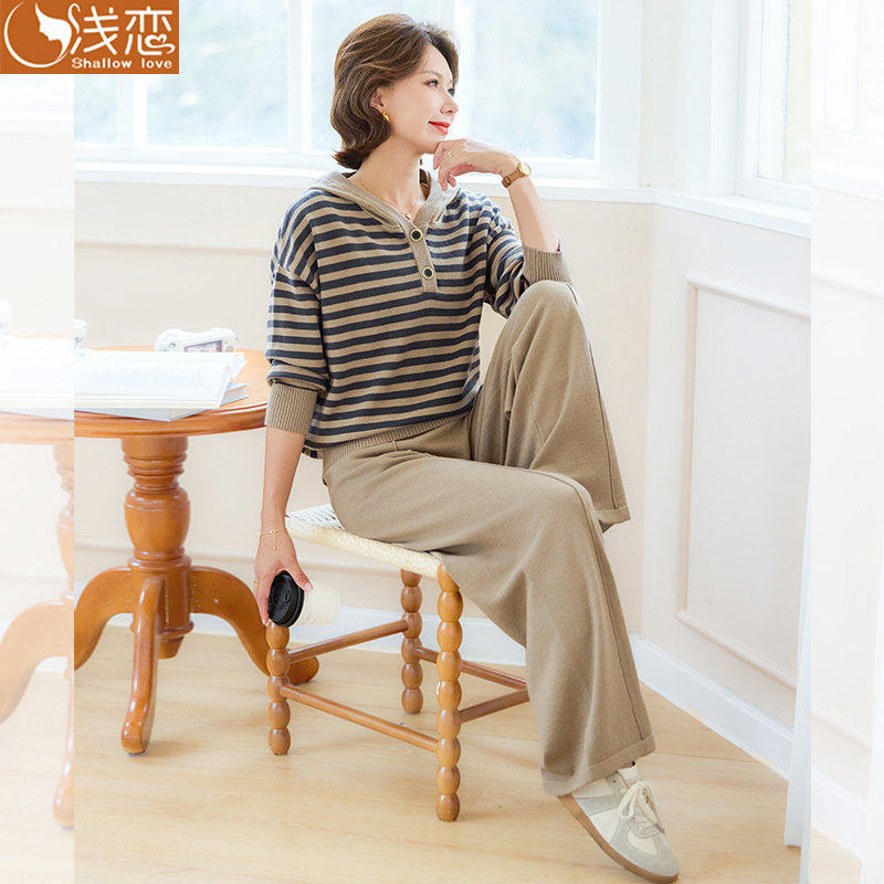 妈妈春装洋派上衣中年女装2026新款阔腿裤中老年春秋薄款针织套装