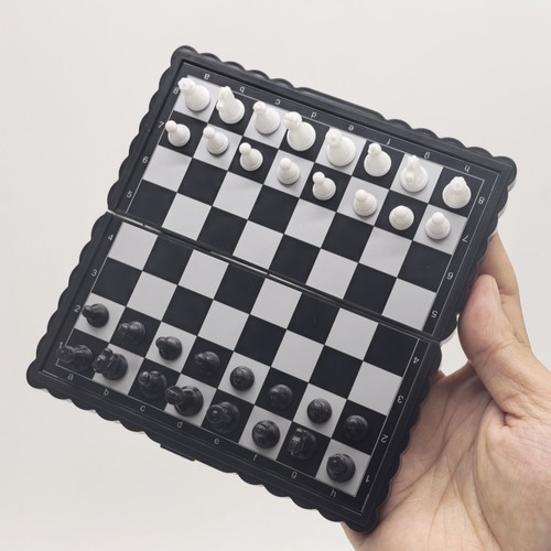 酷尔奇便携款磁性折叠国际象棋