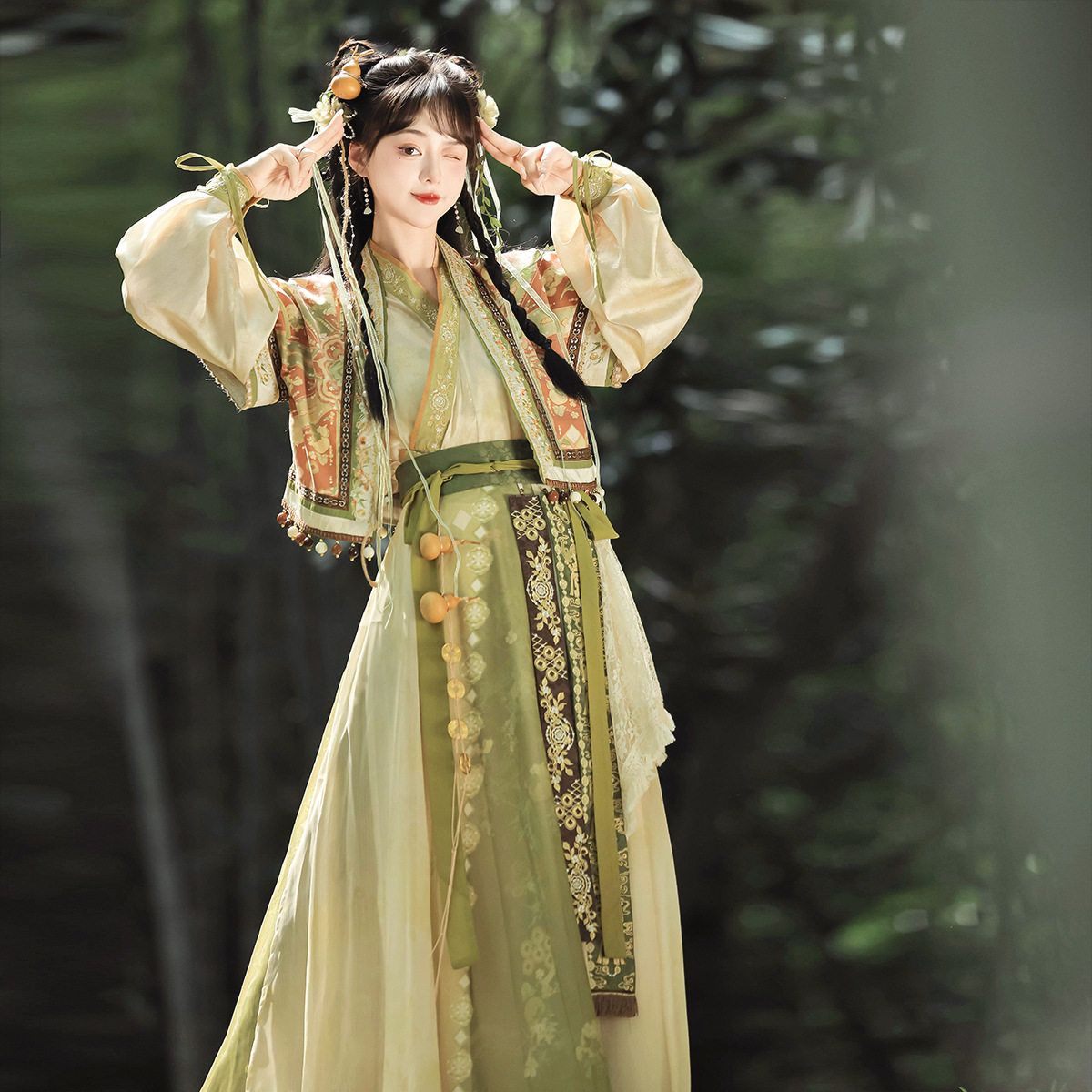 原创逍遥谷汉服女中国风汉元素对襟衫交领衣八破裙套装新款两件套