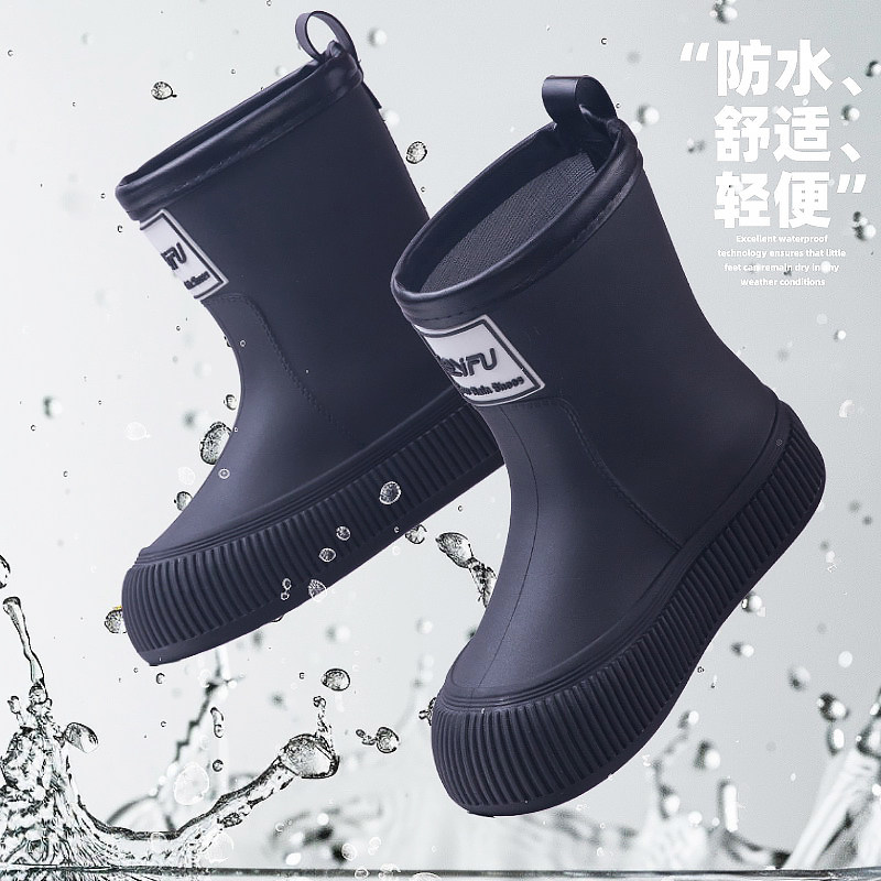 CHILDRENS RAIN BOOTS BOYS AND WOMENS PRIMARY SCHOOL STUDENTS ADULTS MIDDLE AND LARGE CHILDRENS RAIN BOOTS FLEECE WATERPROOF AND NON-SLIP RUBBER SHOES PARENT-CHILD WATER SHOES