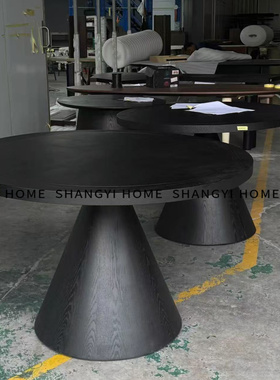 中古风设计师款黑色复古实木圆形餐桌侘寂风极简高级感小户型餐桌