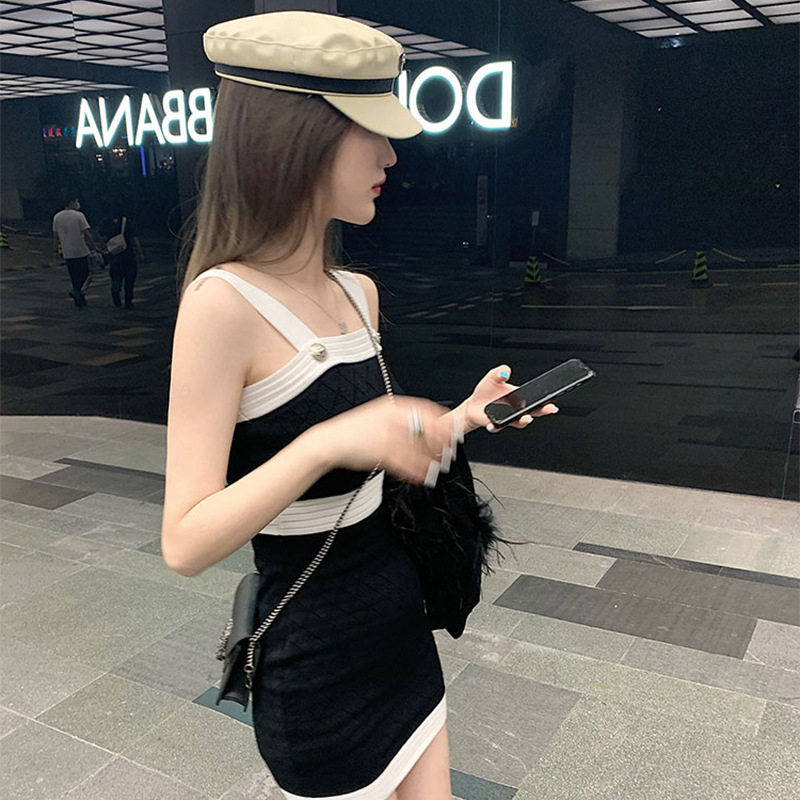 吊带连衣裙女夏季性感显瘦高腰短款无袖背带裙子短裙新款Jog Mcer