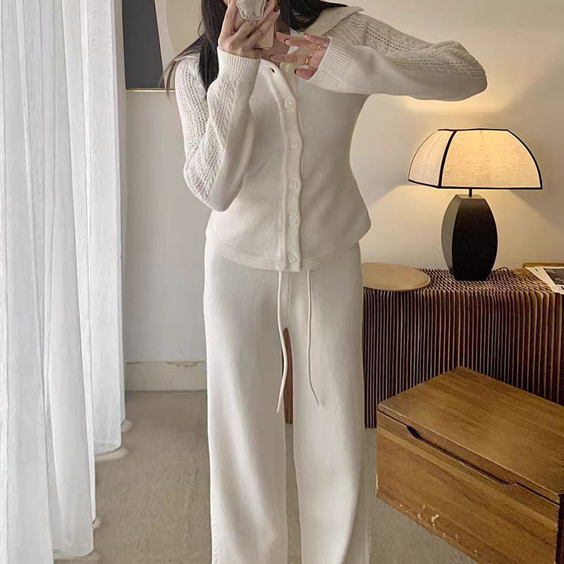 慵懒风显瘦针织开衫休闲裤套装