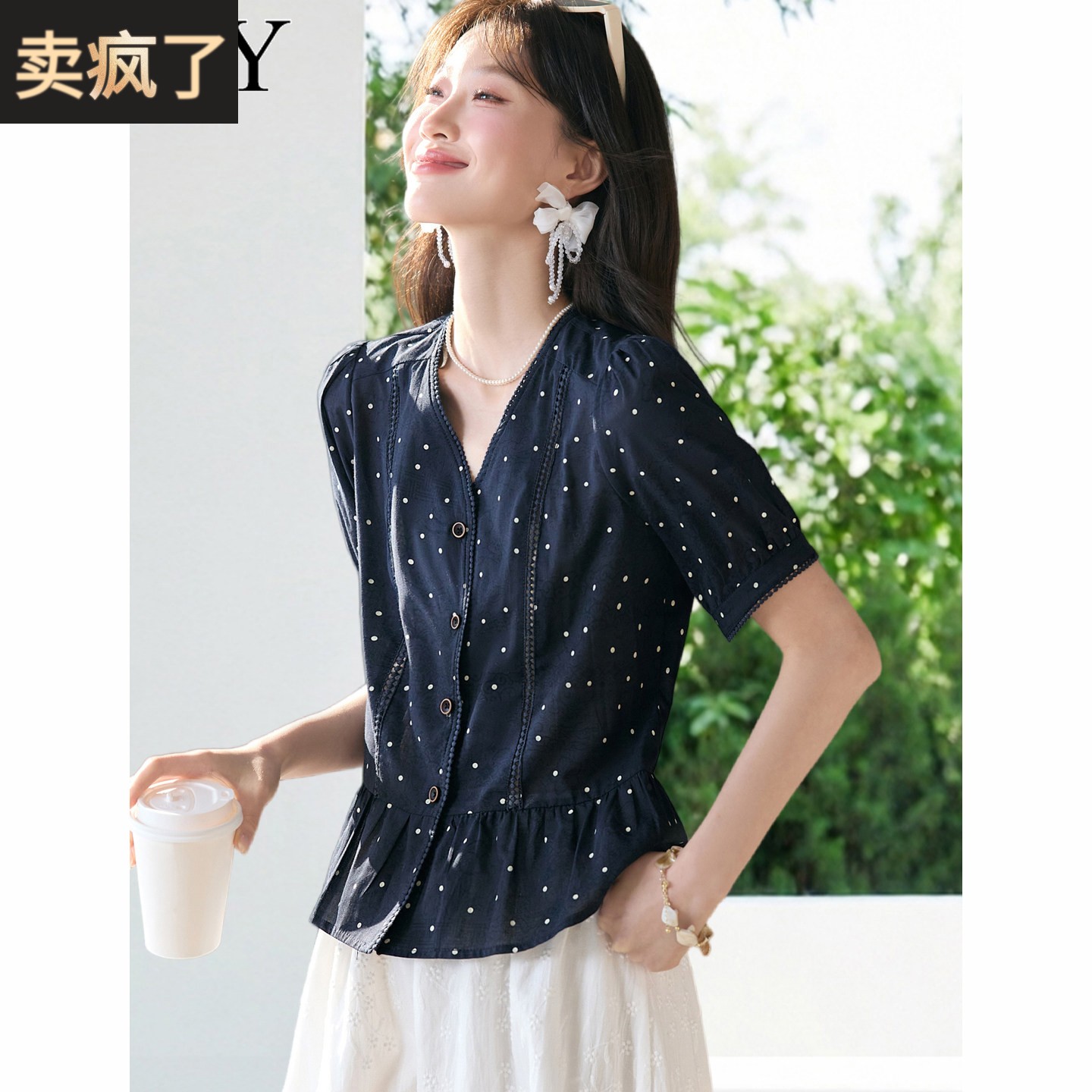 2026夏季新款100%纯棉V领设计感波点小衬衫衫短袖洋派宽松上衣女