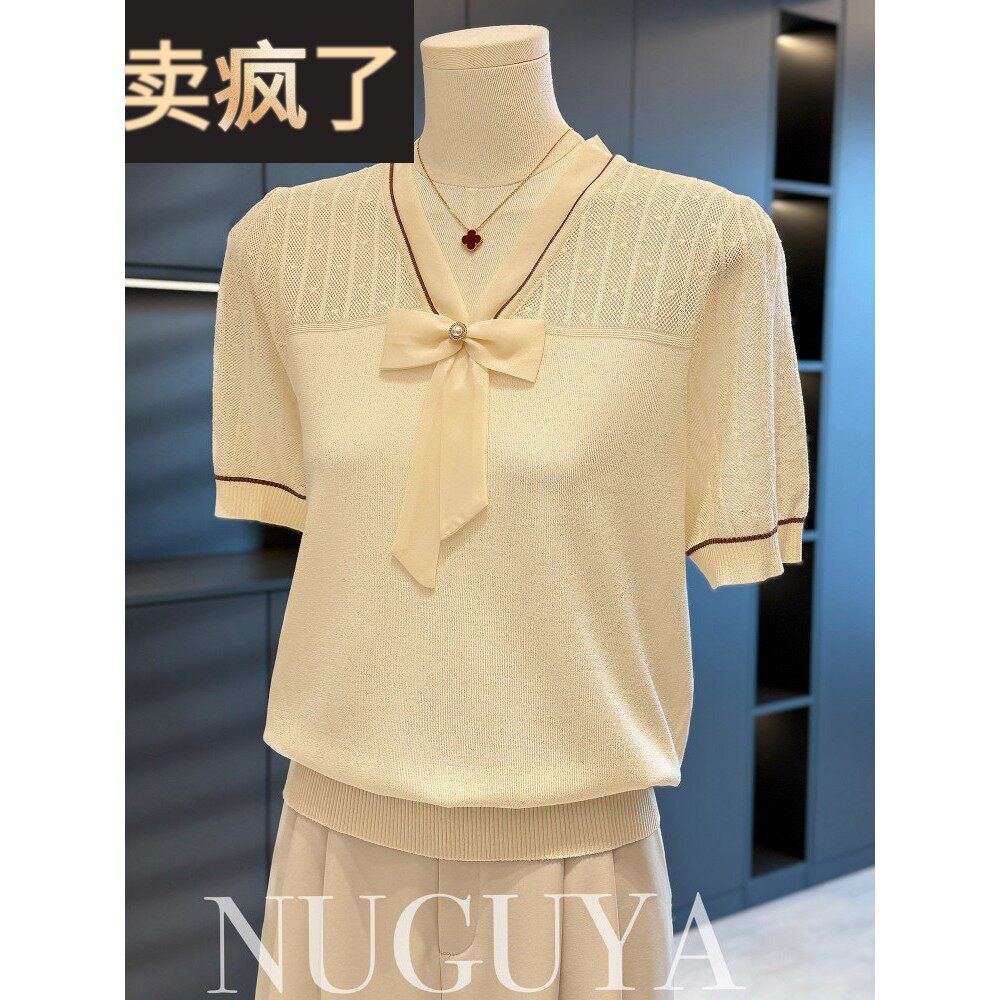 时尚的年轻母亲的针织品妇女短袖2025夏季新上衣减少中年t恤