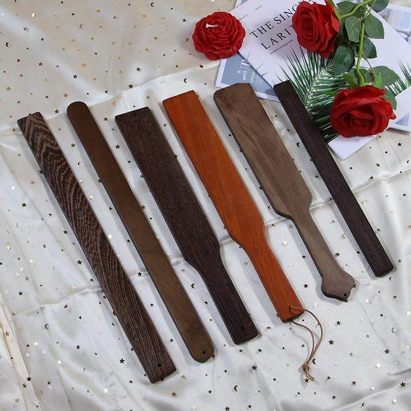 Sp尺子实木皮革球拍家庭教师指针小圆实用工具木棒小皮革鞭子集道,运动/瑜伽/健身/球迷用品,马鞭,淘宝优惠券,粉丝福利购,淘宝优惠卷