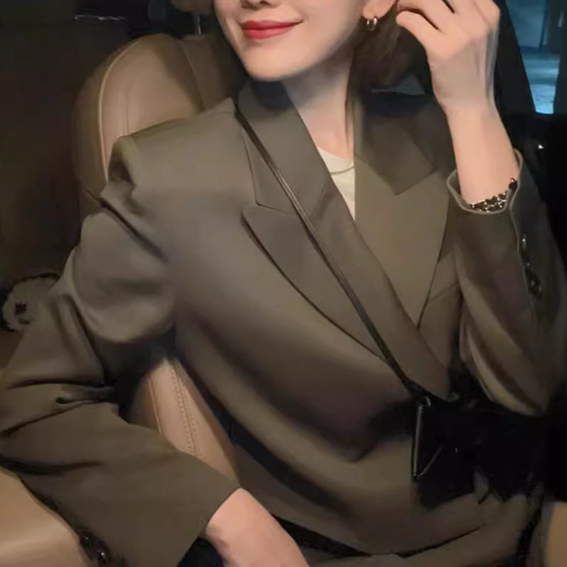 初秋女装职业小香套装女春季盐系感气质名媛秋装西装两件套