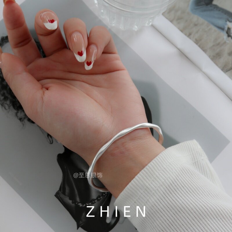至恩S925纯银古法莫比乌斯环开口手镯素圈哑光实心送女朋友礼物