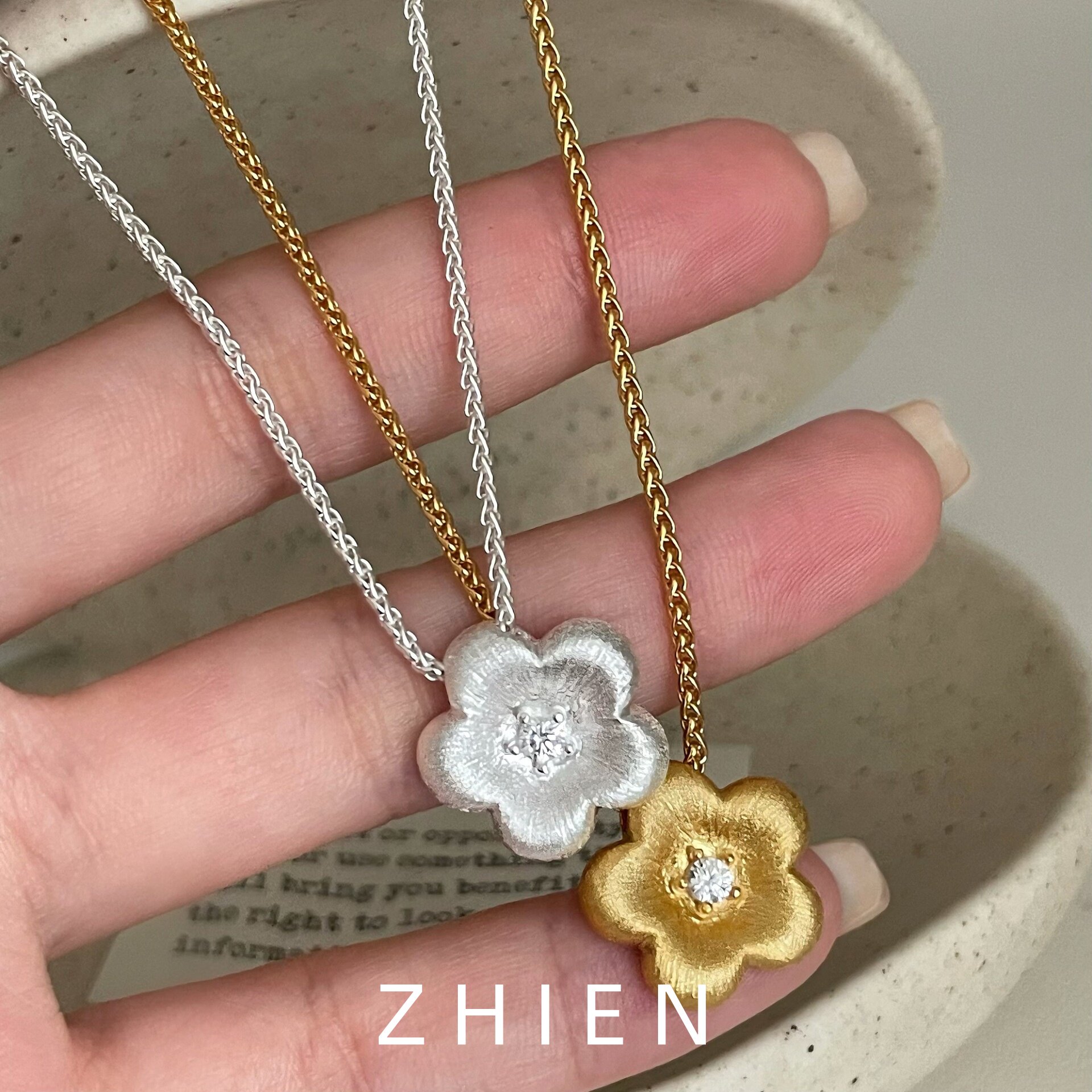 S925纯银拉丝镶钻小花项链