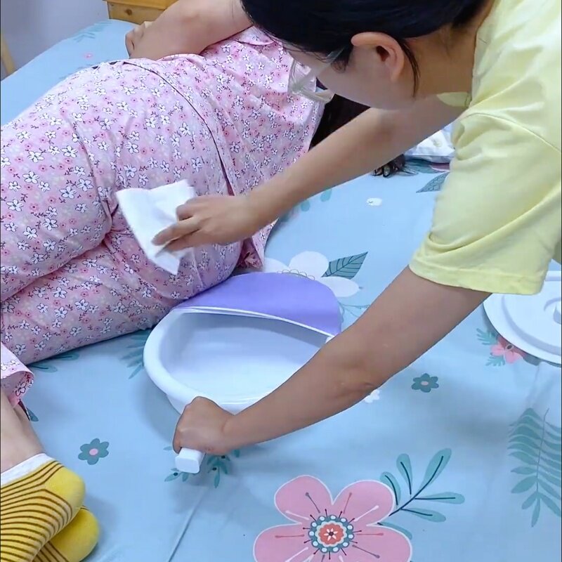 尿盆成人卧床大小便鸭嘴盆男女老年人产妇床上便携带盖小便器痰盂
