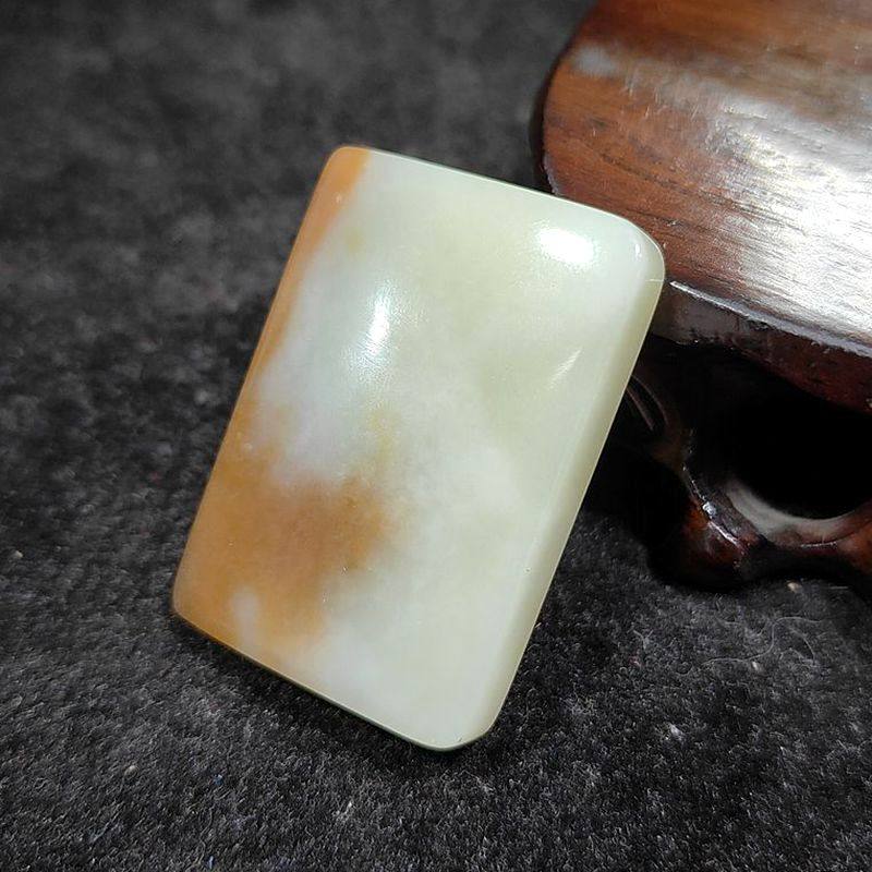 27克和田玉糖白玉平安无事牌新疆且末糖白玉牌子细润玉石成品吊坠