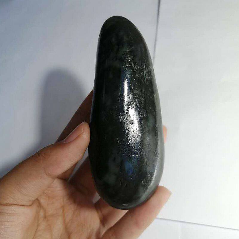 137新疆和田玉碧玉底墨玉籽料原石黑皮籽玉花斑 型好吊坠挂坠籽