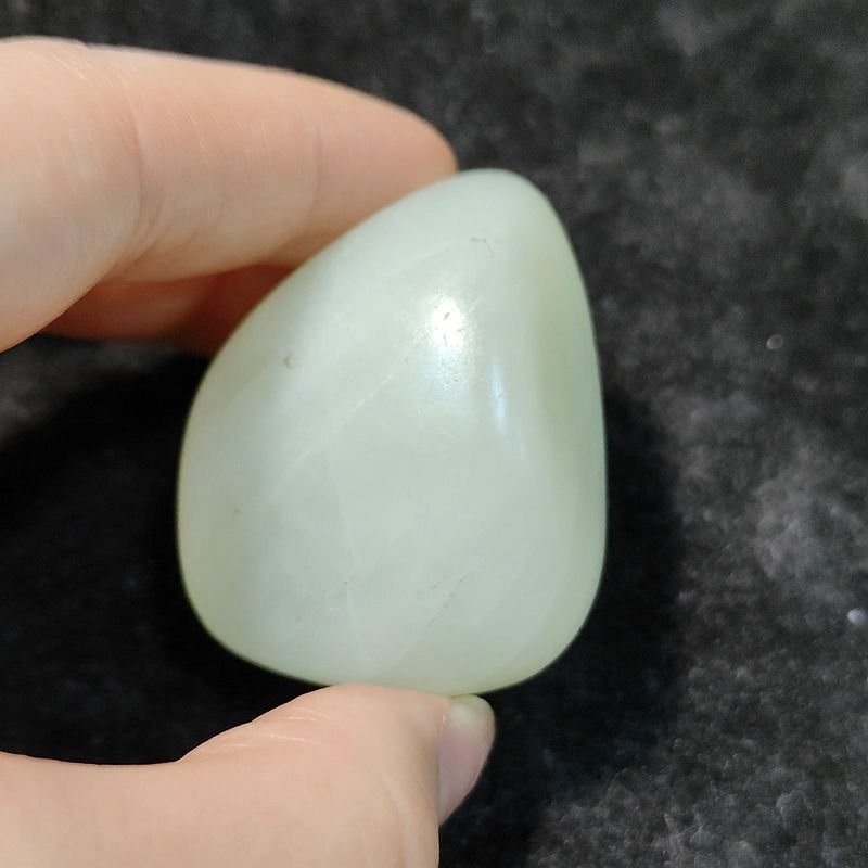 76克和田玉白玉籽料原石 玉龙河白玉籽细润玉石小把件玩料吊坠料