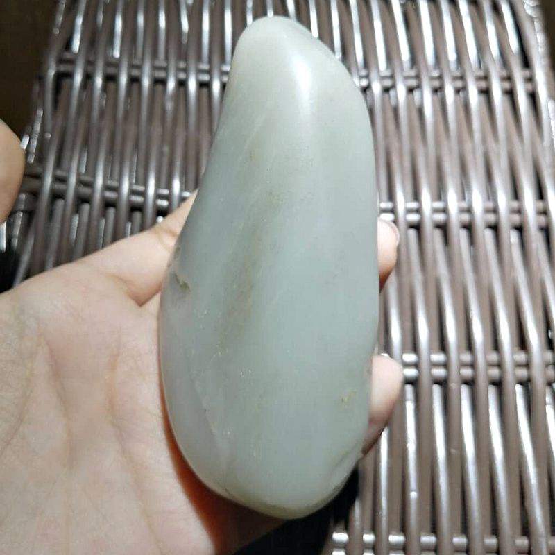 214.5克和田籽料青白玉原石 二级白把件 独籽净白籽玉原石手把件