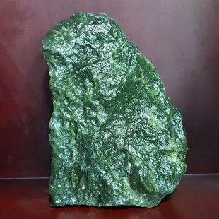 6斤重和田玉碧玉山流水戈壁料原石 菠菜绿碧玉戈壁料玉石摆件雕刻