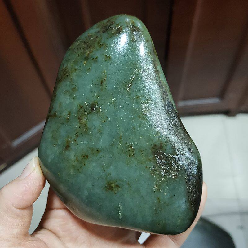 275克和田玉青玉籽料原石 沙枣青玉真皮油润顺手把件玩料雕刻料