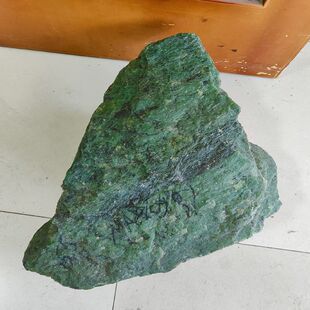 30斤和田玉碧玉大块山料原石 菠菜绿七号坑俄碧手镯牌子料收藏级