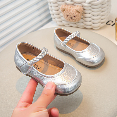 机能鞋女童银色玛丽珍平底鞋公主鞋小皮鞋2026春秋儿童洋气小女孩