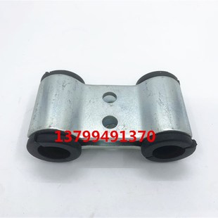 350 挖掘机配件神钢200 260 250 8超8大臂背油管胶垫铁管胶套 210