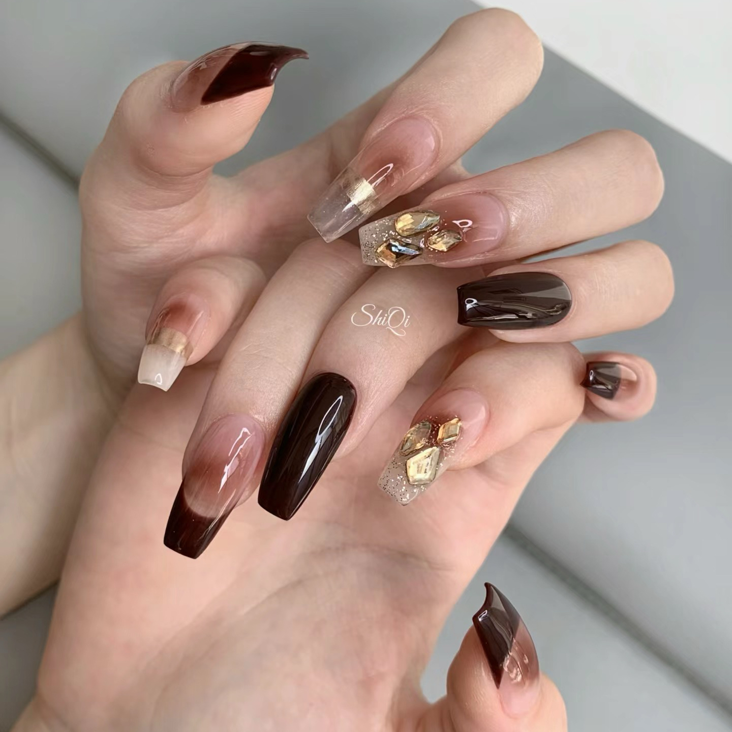 穿戴甲美少女手工美拉德色系