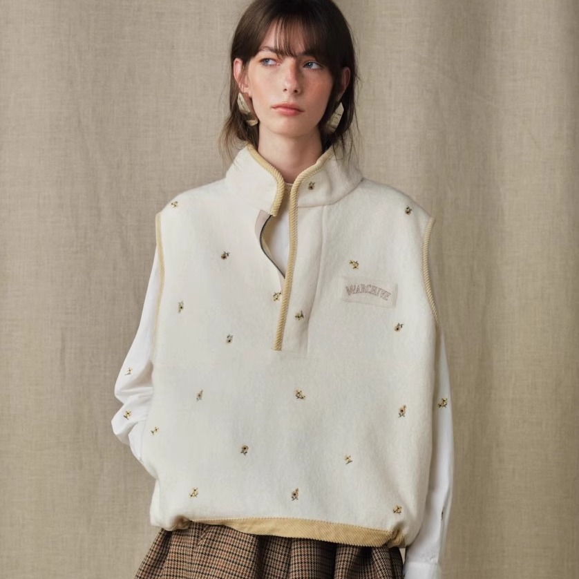 MARCHEN灯芯绒抽绳飘花刺绣马甲