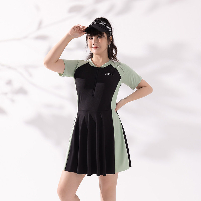 泳衣女孩连体裙式运动宽松女士遮肉显瘦短袖游泳馆专用泡温泉泳装