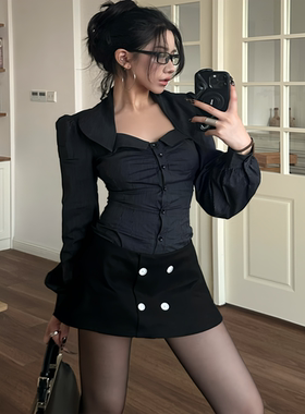 HunterGirl极简风排扣黑色半身短裙女A字裙法式显瘦百搭低腰裙裤