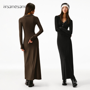 asomesome复古翻领深V纽扣修身收腰连衣裙女秋冬显瘦打底包臀长裙