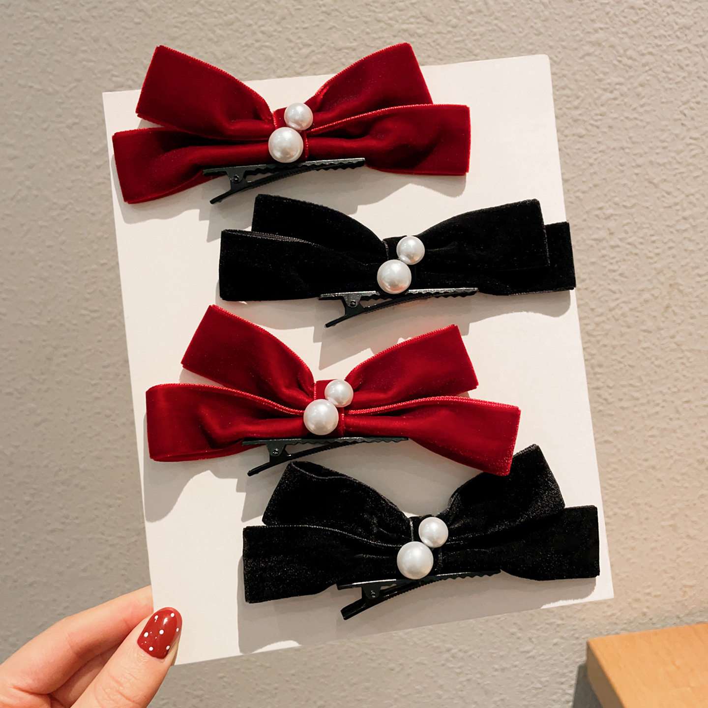 法式丝绒红色蝴蝶结发夹女珍珠装饰可爱风发饰新年头饰公主头对夹,饰品/流行首饰/时尚饰品新,发饰,淘宝优惠券,粉丝福利购,淘宝优惠卷